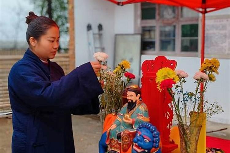 公公正月初一祭祖