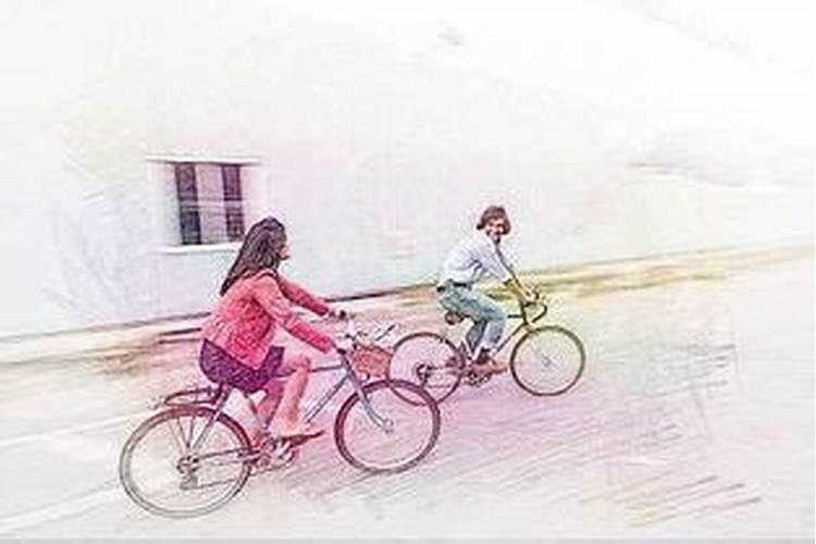 梦见骑自行车回家路上很多人追赶