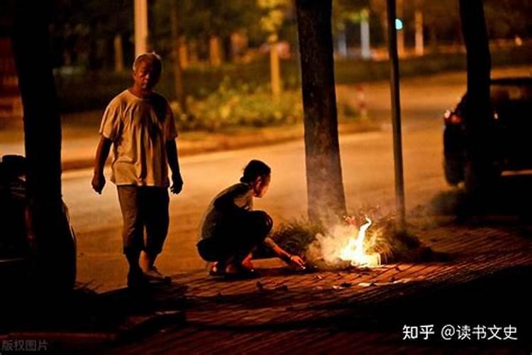 七月十五下雨了怎样上坟