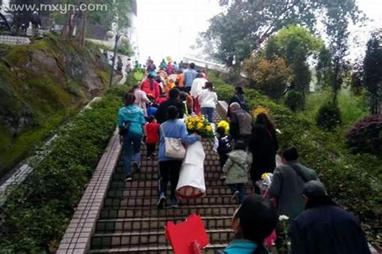 中元节还有祭祖吗为什么