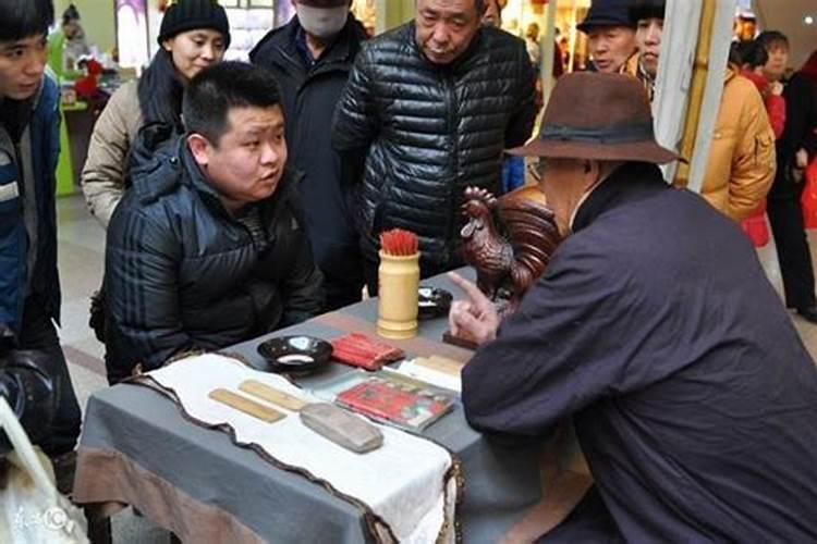 找师傅算姻缘能信吗女生