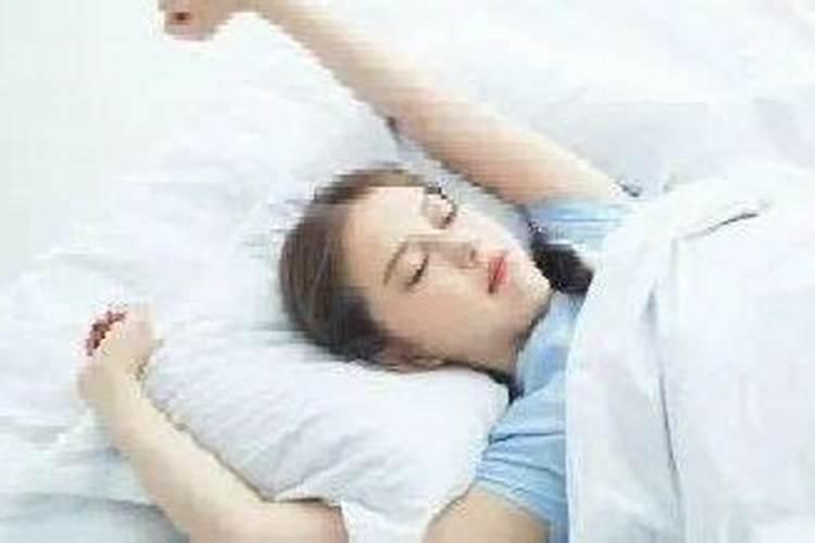 睡觉总是做春梦是什么原因？梦见很多人是什么意思