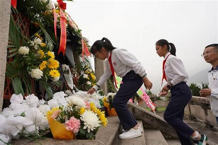 清明节祭扫烈士陵园活动感想