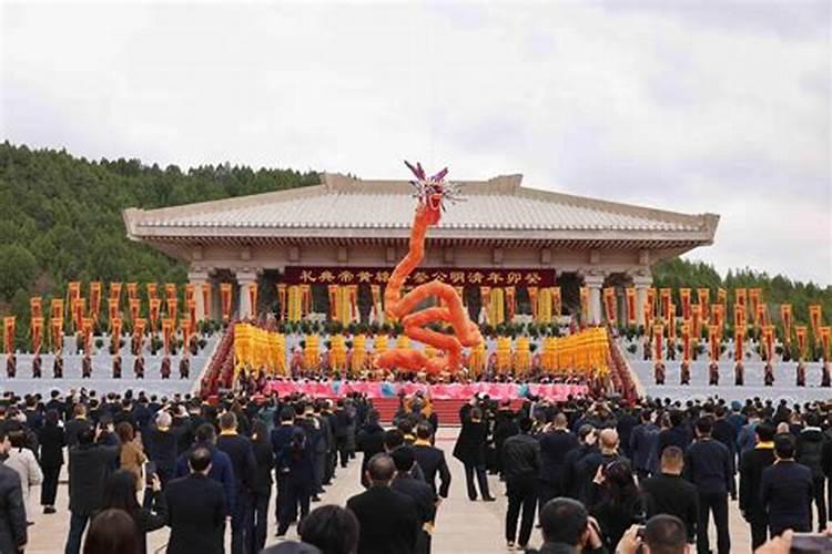 清明节现场祭祀