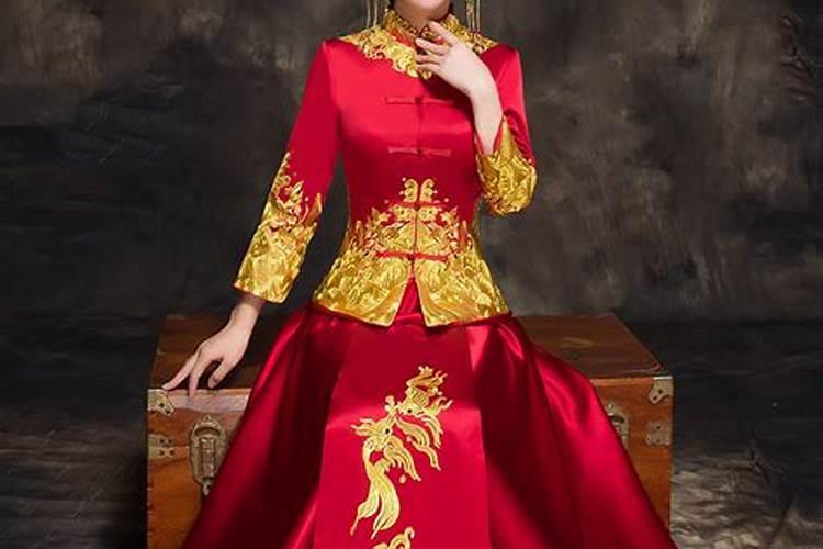 结婚是穿中国红好还是穿白婚纱好呢