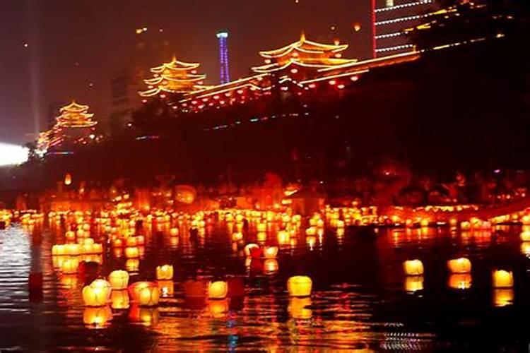 中国鬼节祭祖