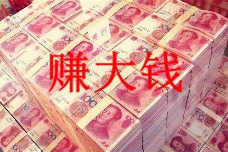 今年犯太岁的属相2023银手镯红绳