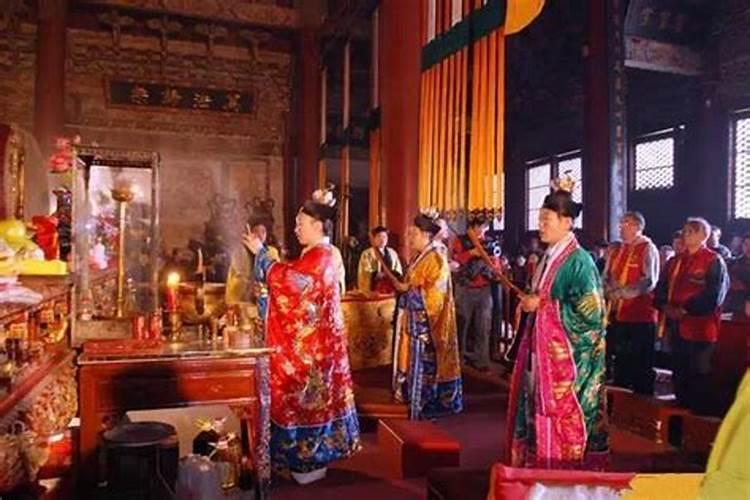中元节的风俗有哪些传统